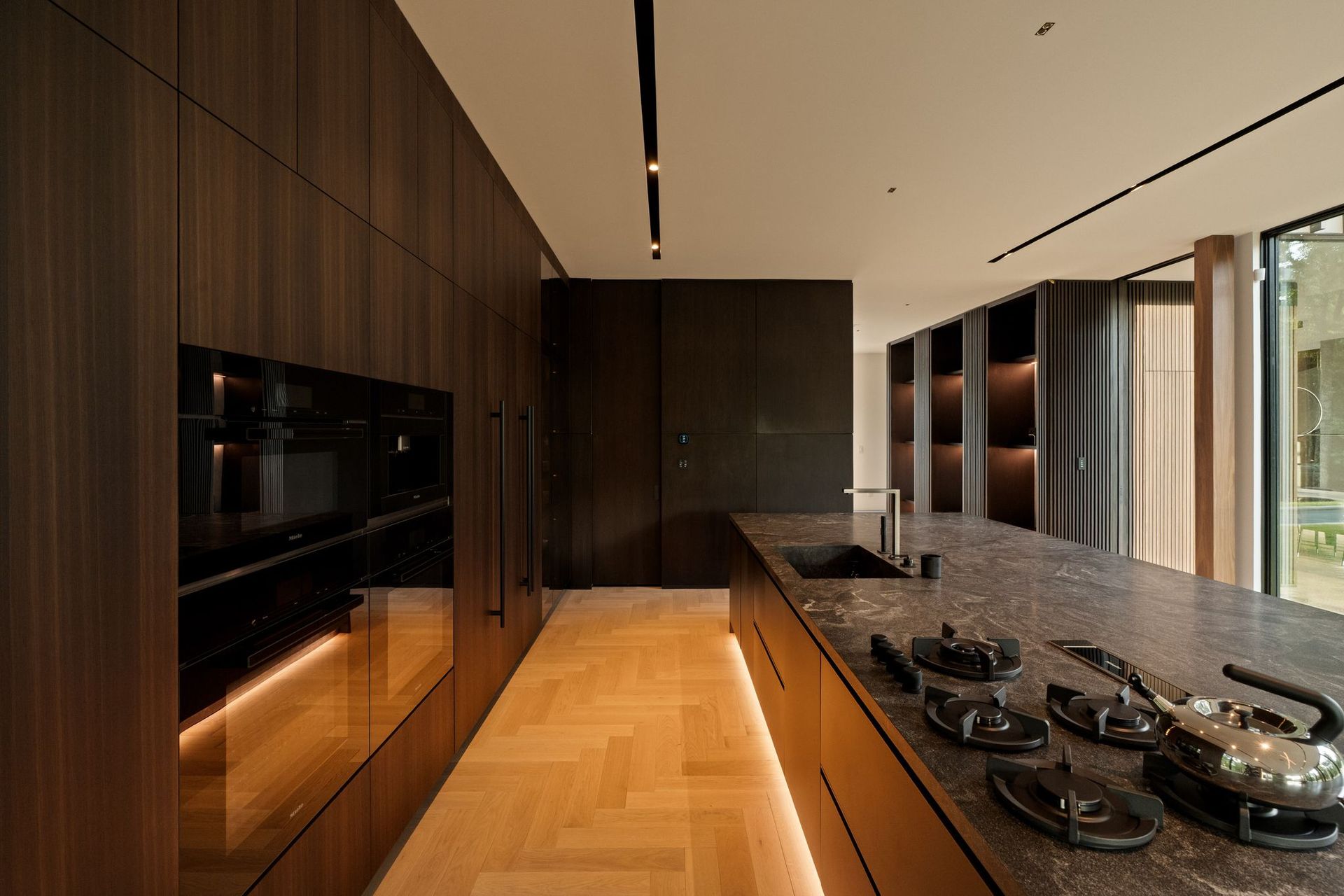 Interior views Sylvan Rock