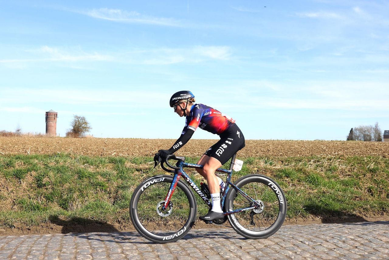 Ally Wollaston tackles the cobbles