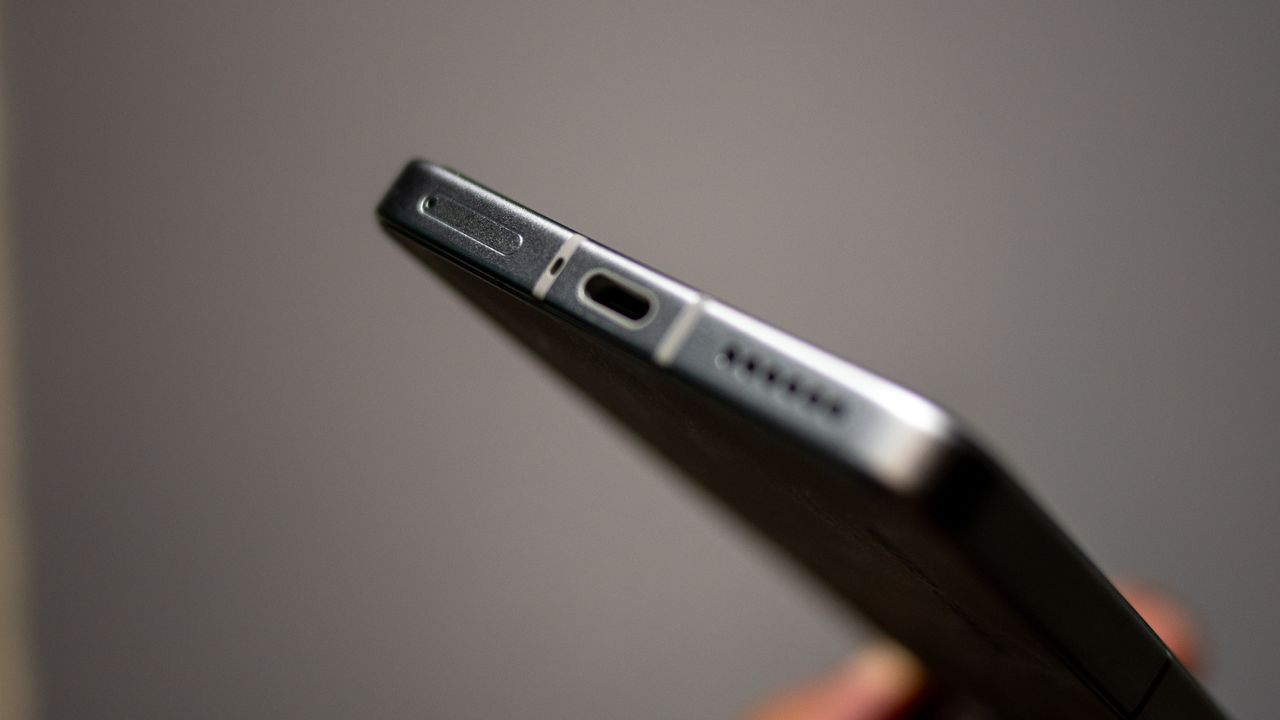 Tecno Camon 30 Premier charging port