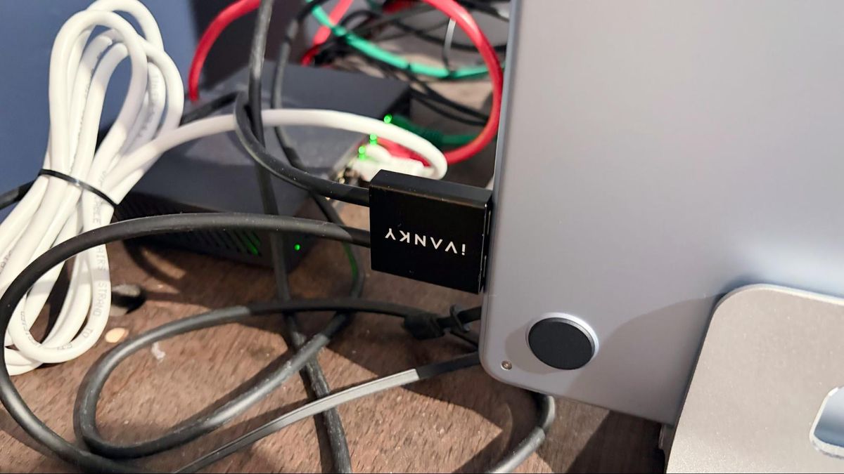 Thunderbolt 4 Docks