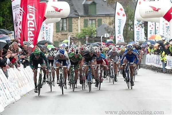 The sprint for third place.