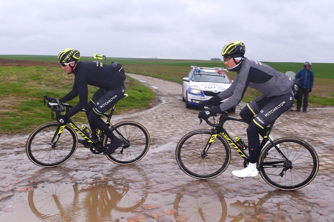 Mitchelton-Scott recon Paris-Roubaix