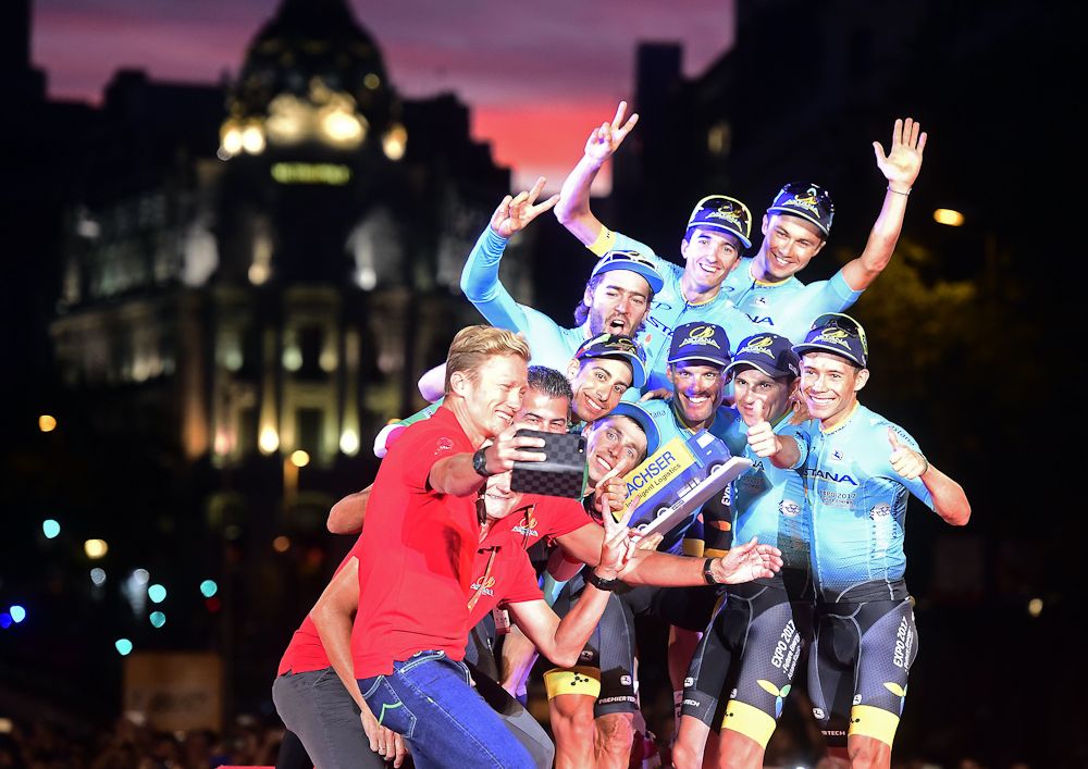 Astana on the final Vuelta podium for best team