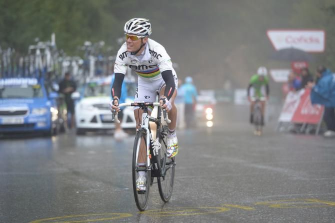 World champion Philippe Gilbert (BMC) was part of the day's early break and hung on to place 15th on the first stage in the Pyrenees