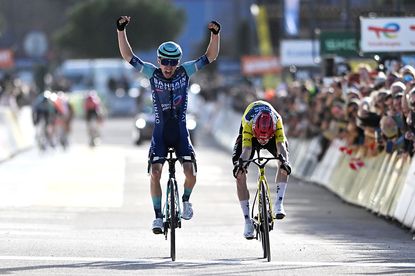NICE, FRANCE - MARCH 15: (L-R) Lenny Martinez of France and Team Bahrain - Victorious celebrates at finish line as stage winner ahead of Jonas Vingegaard of Denmark and Team Visma | Lease a Bike - Yellow leader jersey during the 84th Paris-Nice 2026, Stage 8 a 129.2km stage from Nice to Nice / #UCIWT / on March 15, 2026 in Nice, France. (Photo by Szymon Gruchalski/Getty Images)