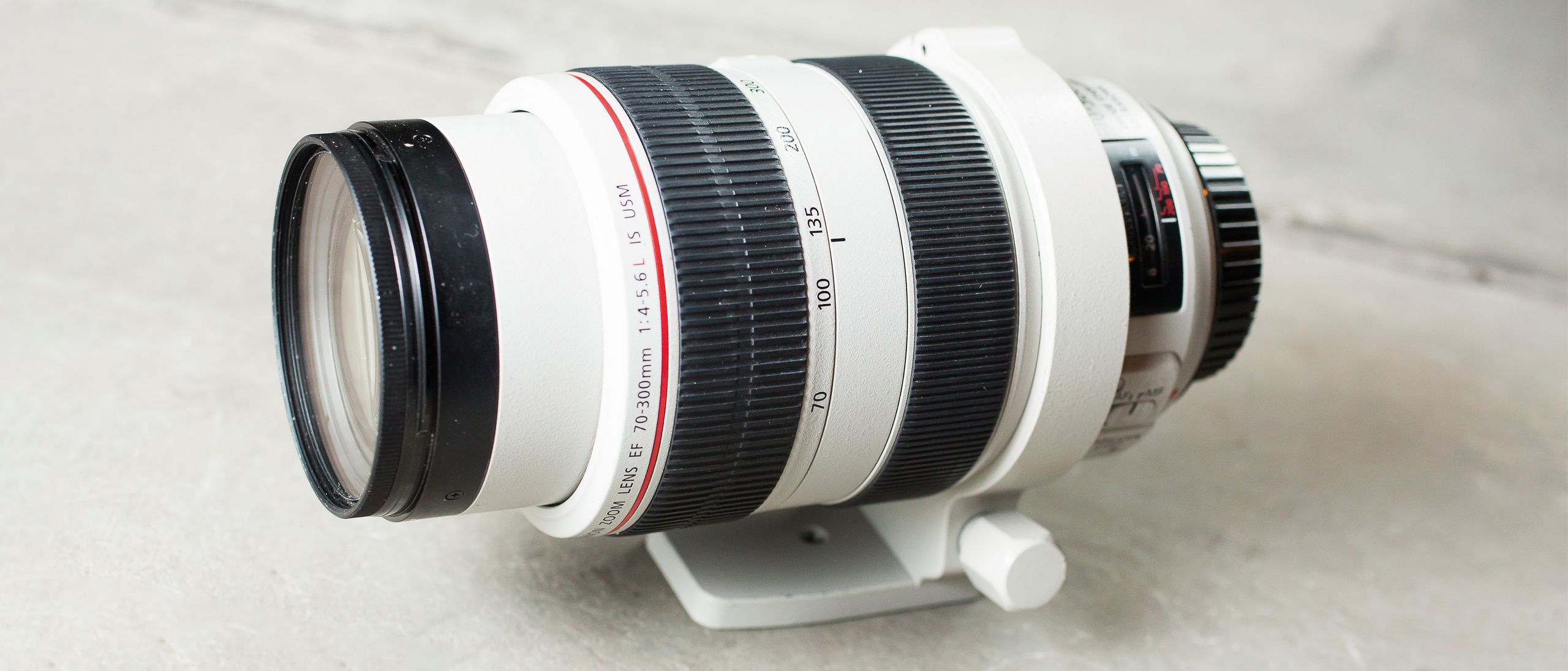 Canon EF 70-300mm 4-5.6 IS USM 箱付 Canon EF 70-300mm f/4-5.6 L IS USM DSLR Camera Zoom Lens