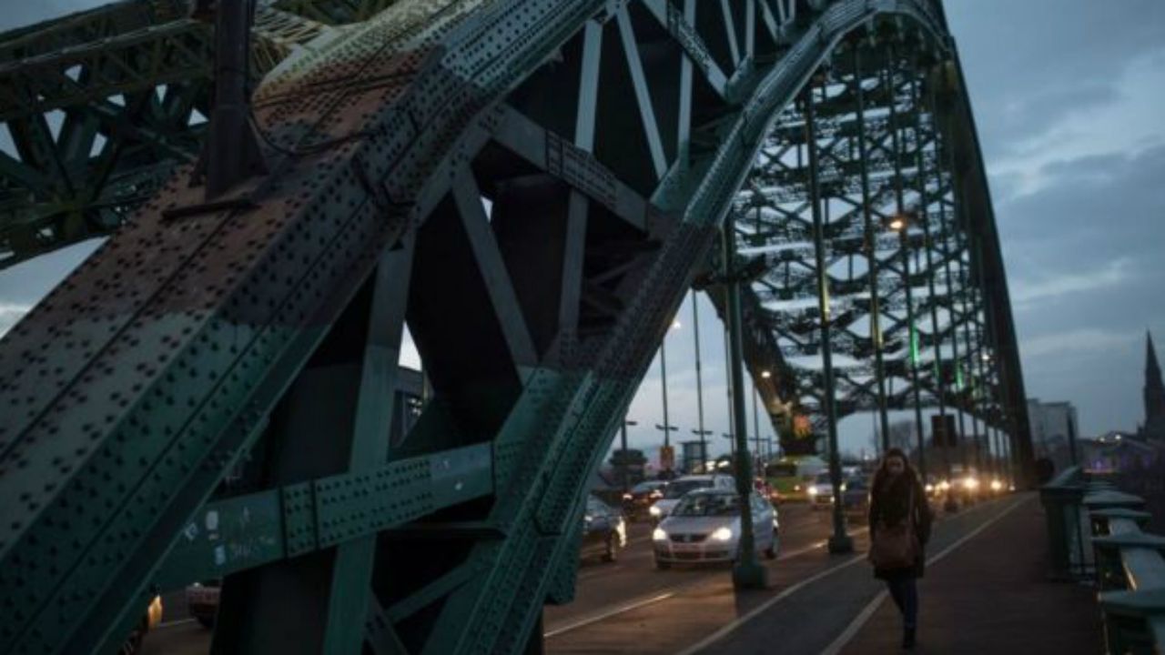 Wearmouth Bridge