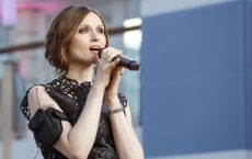 sophie ellis bextor reveals grandmother passed away