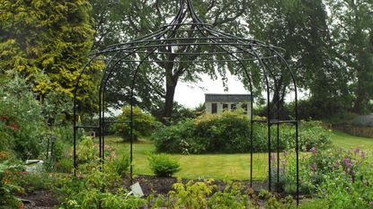 arbours, pergolas and gazebos