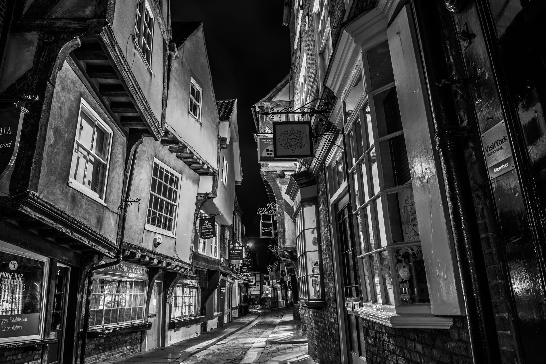 GuruShots - Monochrome Moments Jan 26