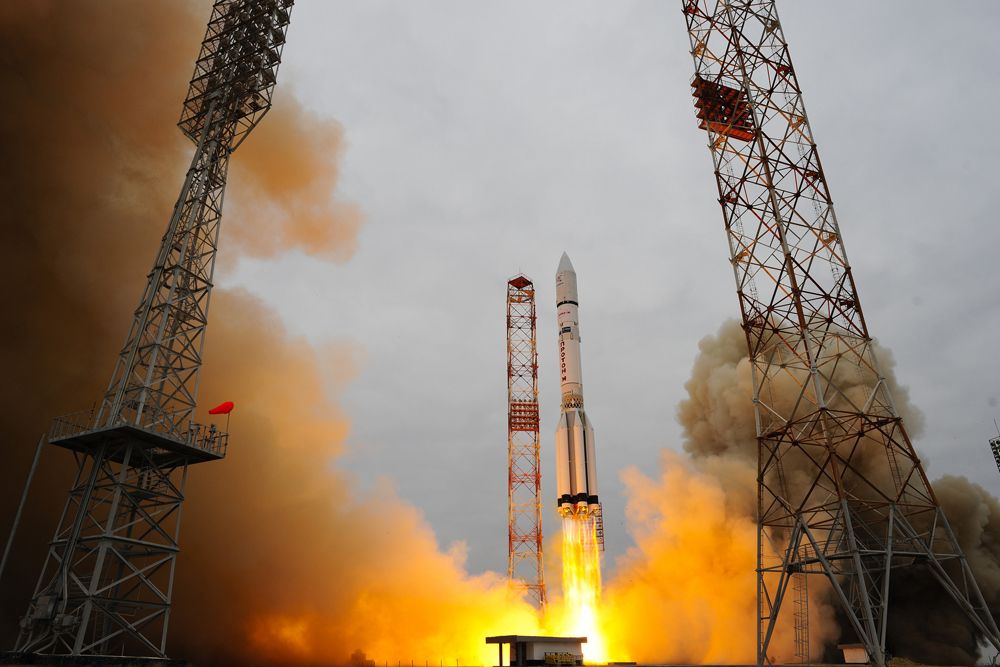 Launch Photos: Europe's Exomars 2016 Mission Rockets Toward The Red 