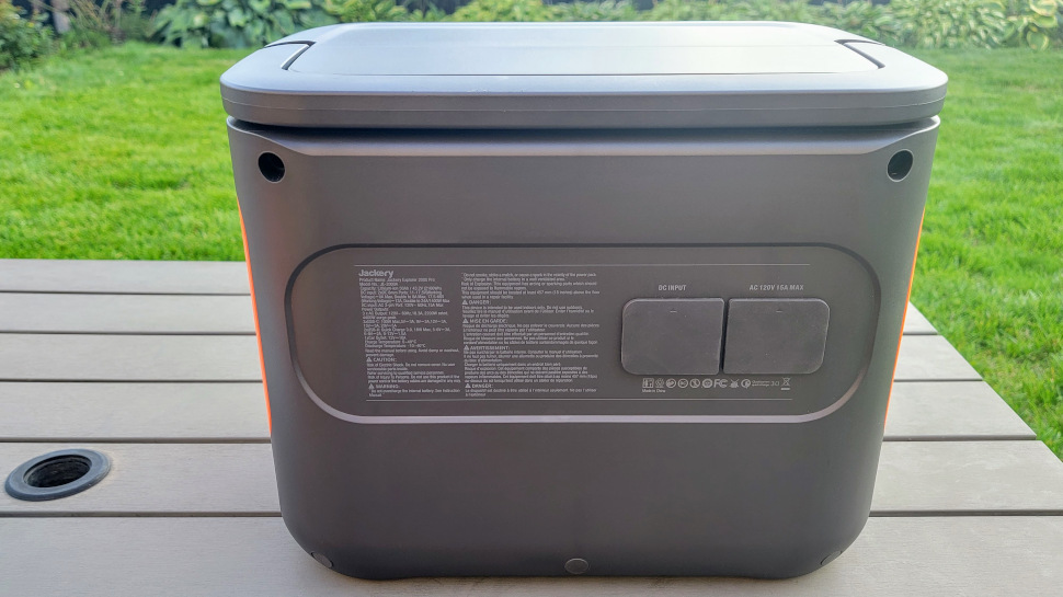 Jackery Solar Generator 2000 Pro back