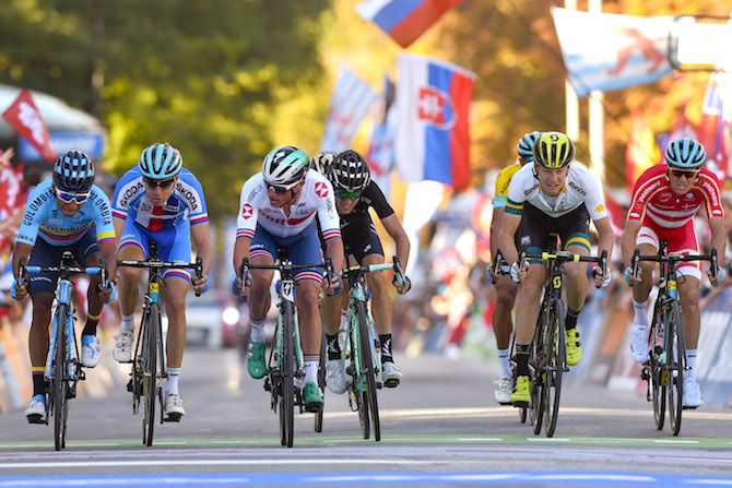 Peter Kennaugh (Great Britain) finishes in 16th place at the 2018 elite men's Worlds road race in Innsbruck, Austria