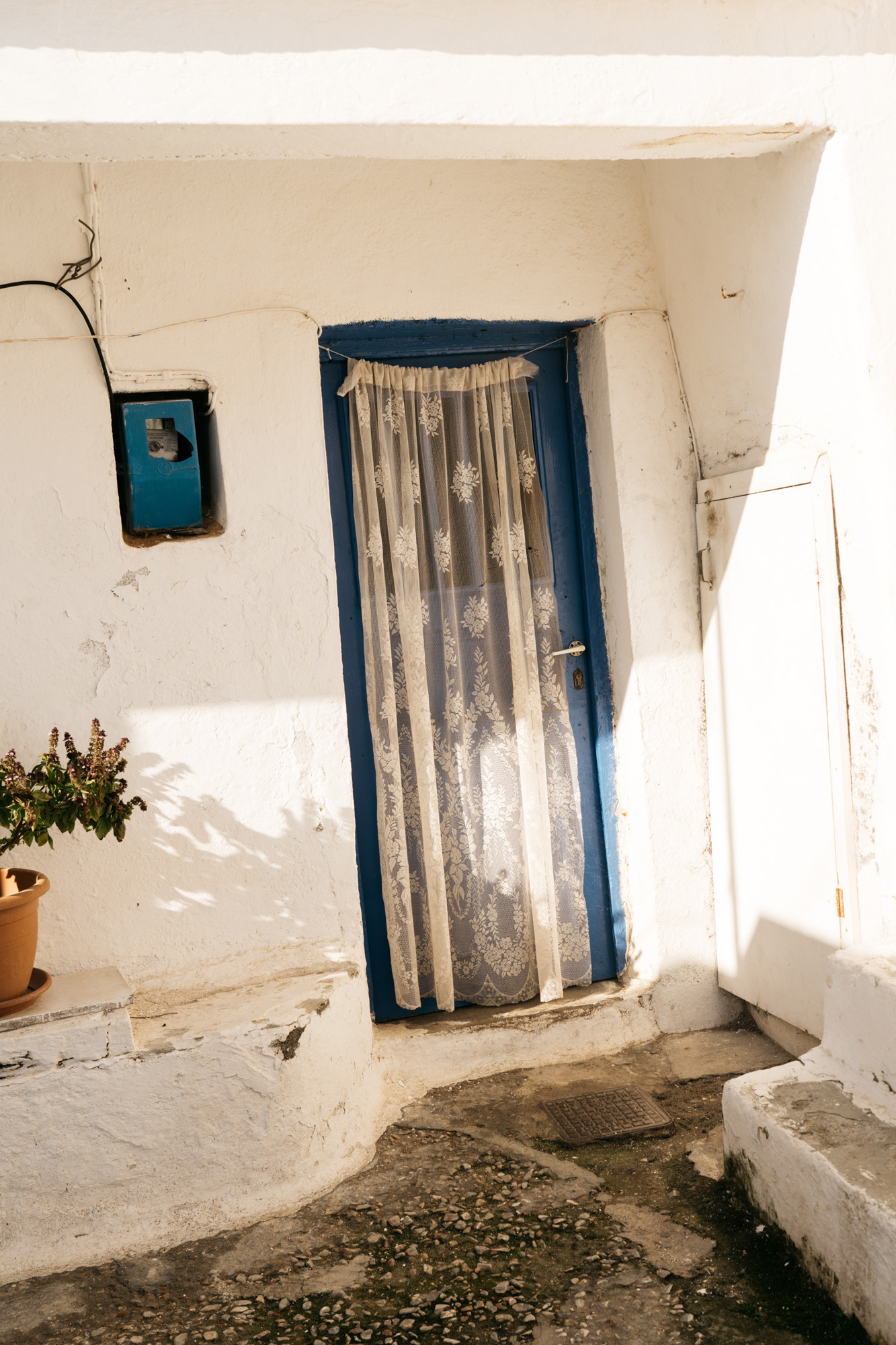 folegandros greek island travel guide
