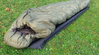 Exped Waterbloc Pro -15° sleeping bag on grass