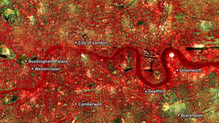 A temperature map of London and surrounding areas on July 15, 2022, just before midnight local time. It shows surface temperatures exceeding 68 degrees Fahrenheit (20 degrees Celsius) at 11:57 p.m. British Summer Time.