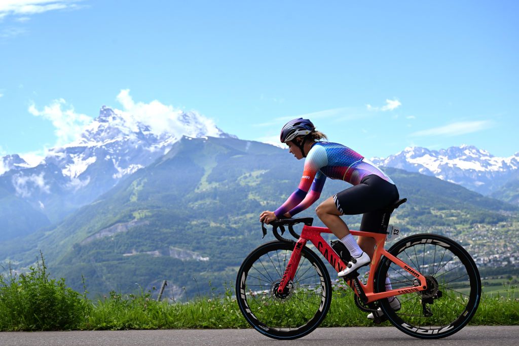 VILLARSSUROLLON SWITZERLAND JUNE 16 Neve Bradbury of Australia and Team CanyonSram Racing sprints during the 4th Tour de Suisse Women 2024 Stage 2 a 157km individual time trial stage from Aigle to VillarssurOllon 1249m UCIWWT on June 16 2024 in VillarssurOllon Switzerland Photo by Tim de WaeleGetty Images