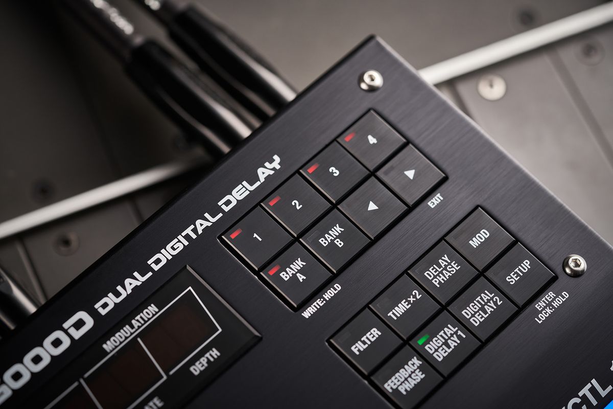 Boss's new SDE-3000D pedal
