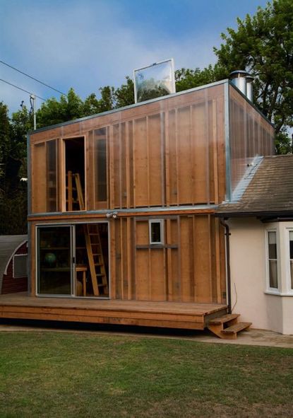 The Blundell House built by Brentwood local redwood with special air-insulation technique