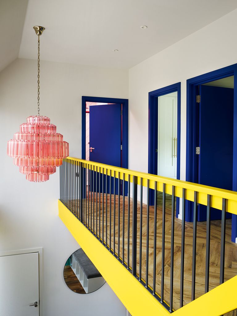 A Minimalist House Full Of Color That Re-writes Decor Rules | Livingetc