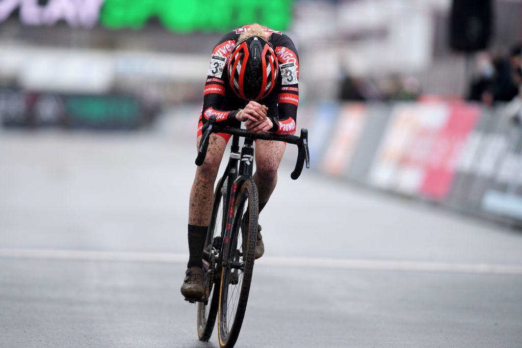 ZOLDER BELGIUM DECEMBER 27 Fem Van Empel of The Netherlands and Team Pauwels Sauzen Bingoal reacts after crossing the line in second place during the 17th Superprestige HeusdenZolder 2021 Womens Elite SuperprestigeCX SPHeusdenZolder on December 27 2021 in Zolder Belgium Photo by Luc ClaessenGetty Images