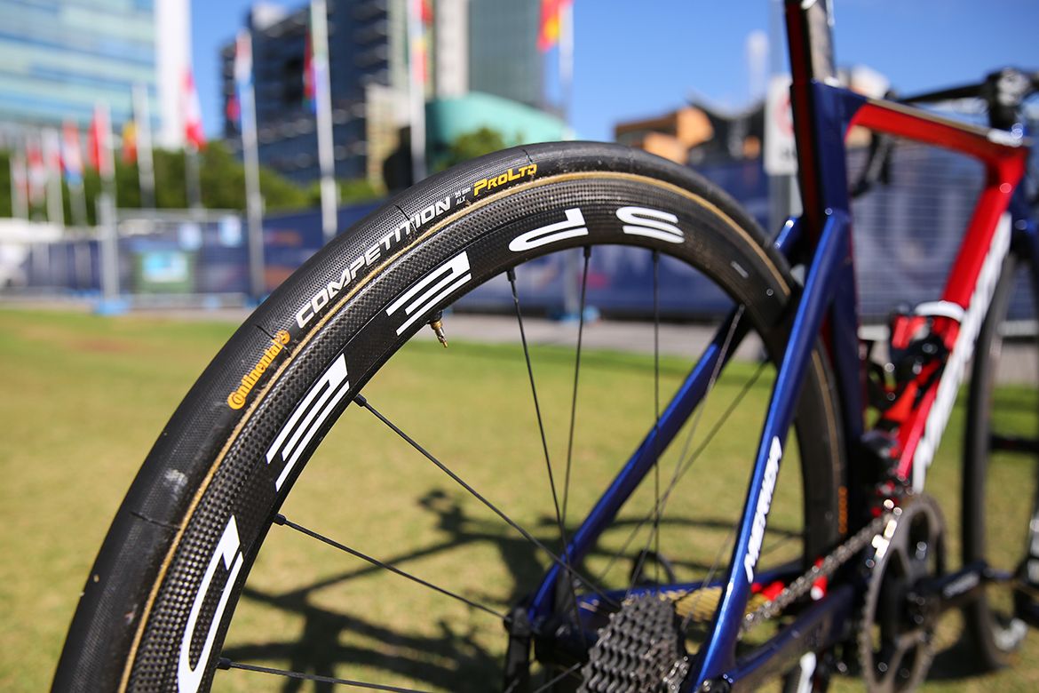 Fulcrum wheels and Continental Competitions for Bahrain-Merida