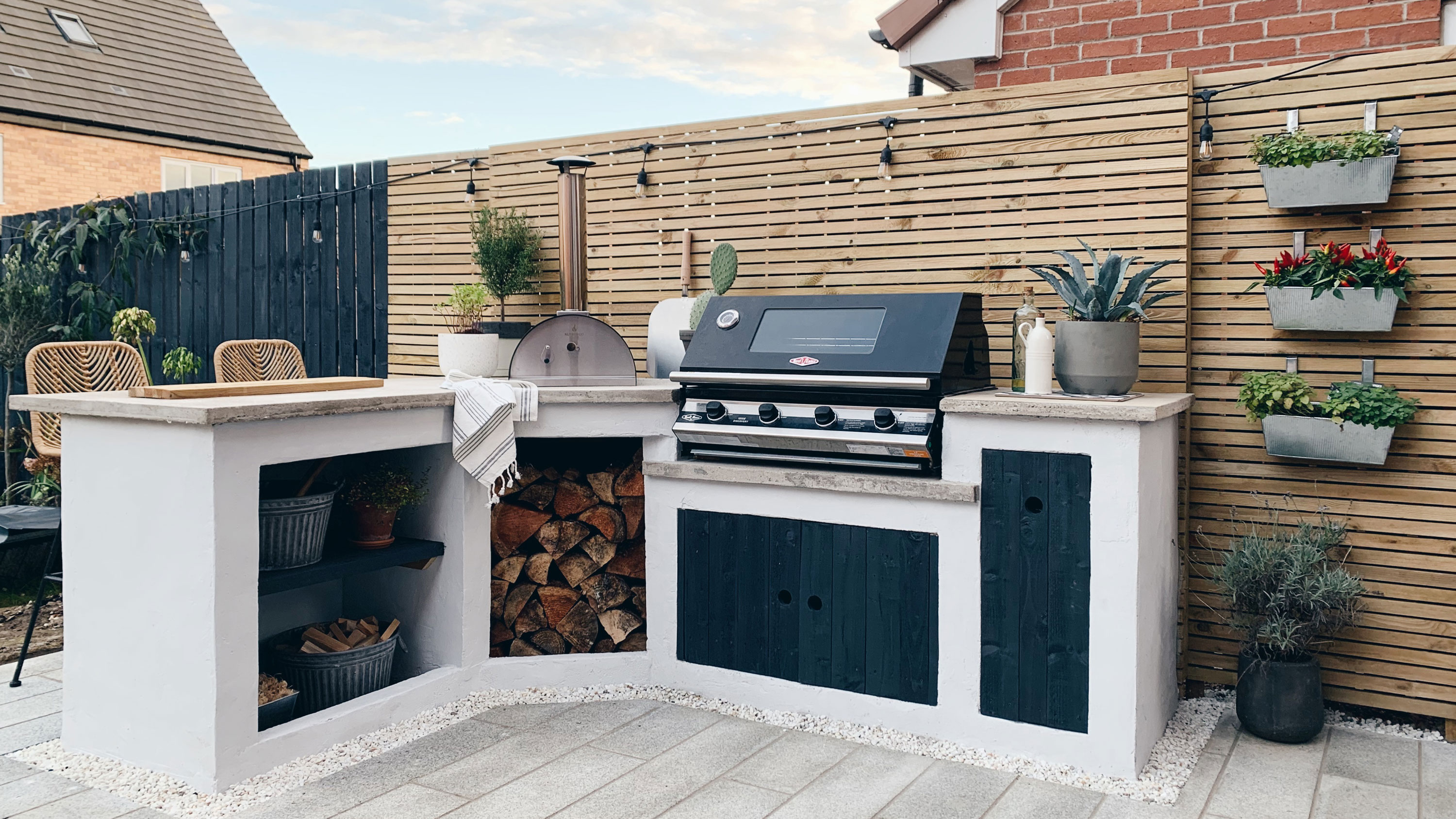 This blue DIY outdoor kitchen is filled with clever features ...