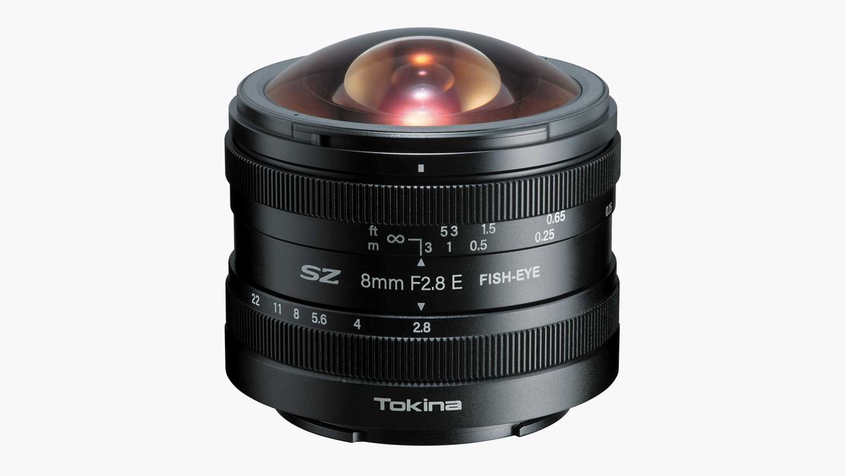 Tokina SZ 8mm f/2.8 fisheye lens