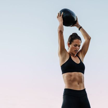 A woman doing the 75 Medium challenge