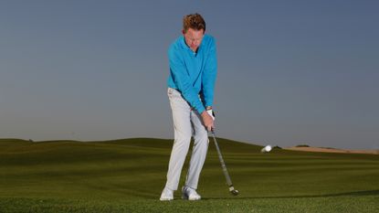 How to hit a pitching wedge