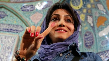160229-iranian-vote.jpg
