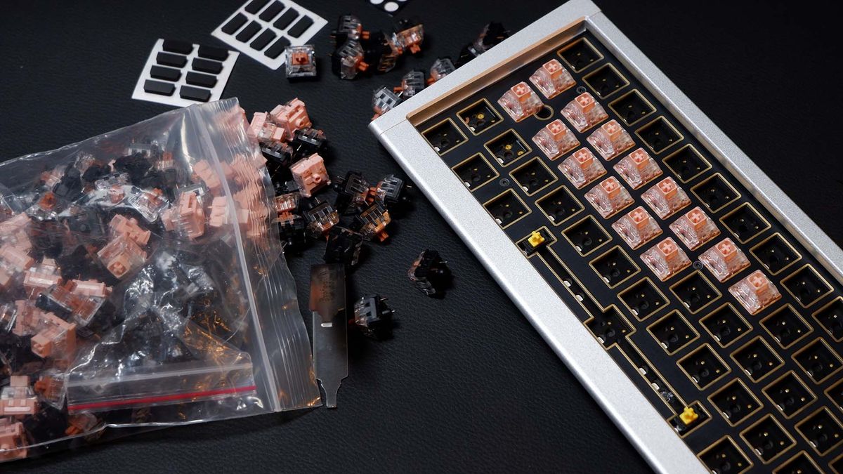 Ducky ProjectD Outlaw65 keyboard in the process of being built.