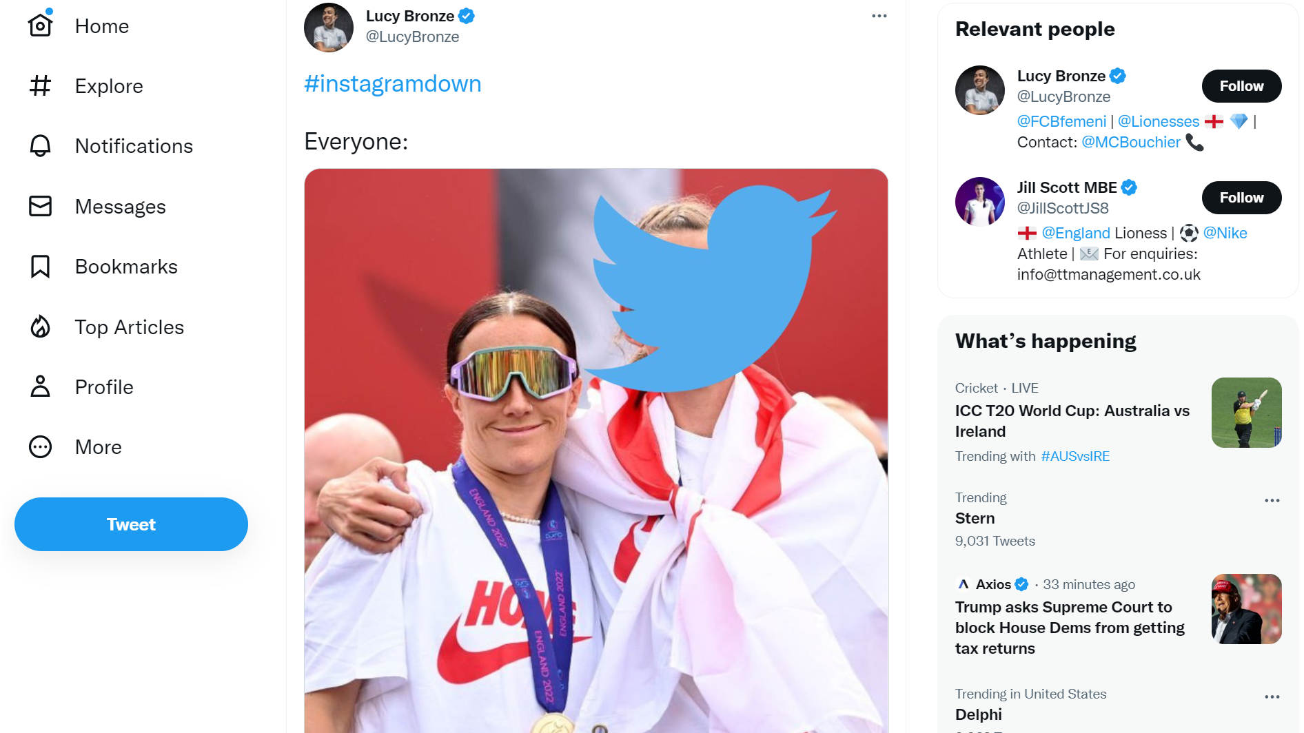 Lucy Bronze Tweet about Instagram being down