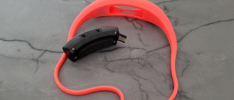 The Knog Bilby 400 lamp and silicone headband