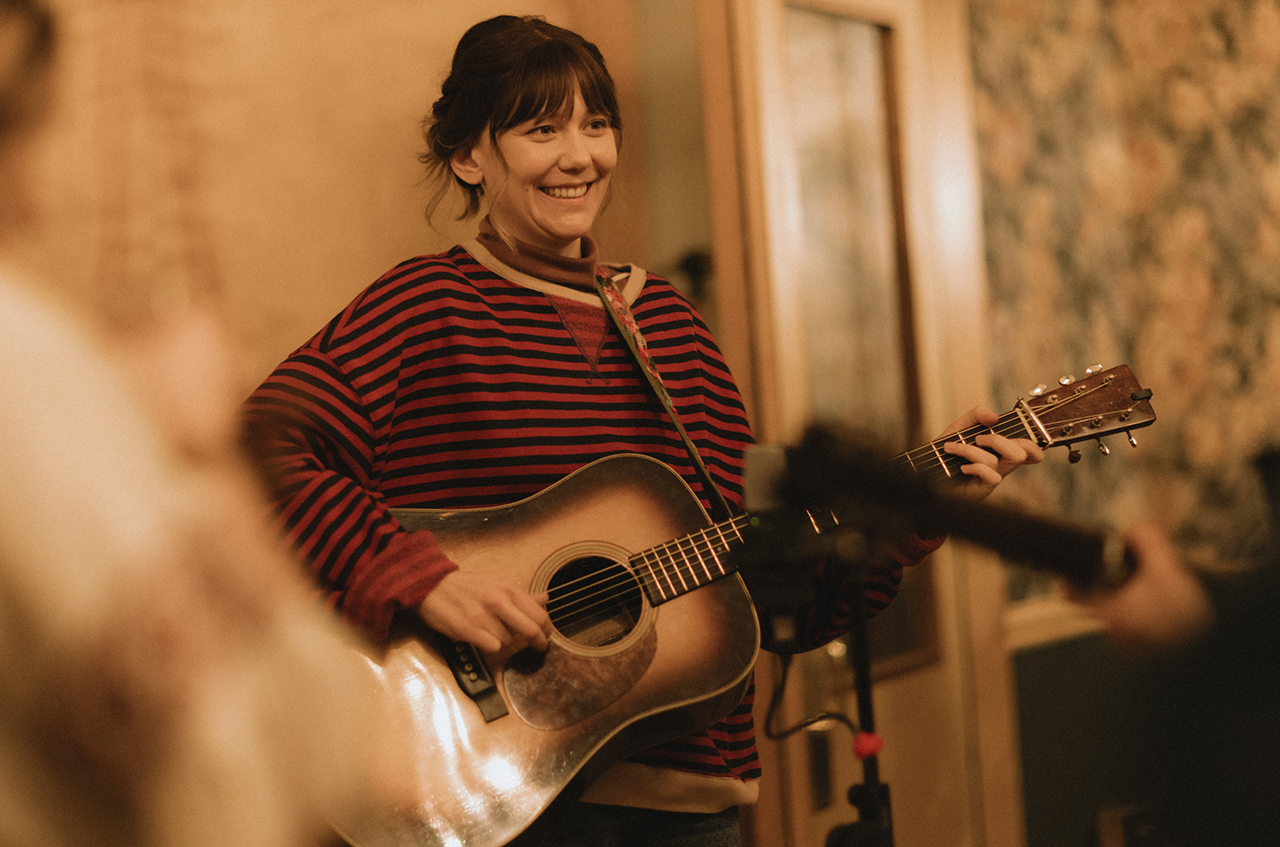 Molly Tuttle at the Bluegrass Women sessions