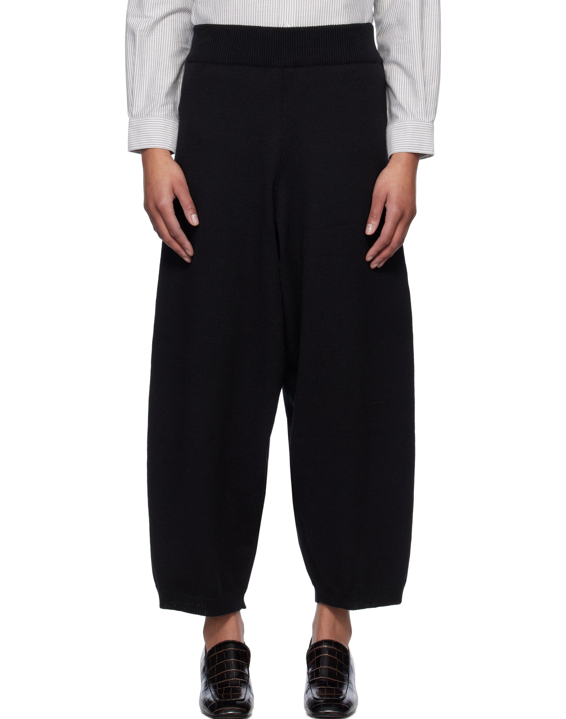 Black curve trousers