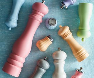 A range of pepper mills in different colors