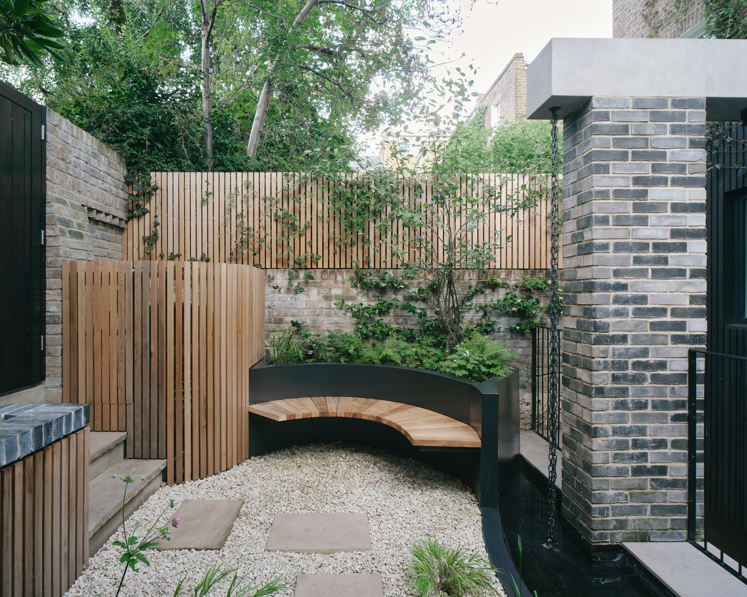 Hebron House by Paul Archer Design