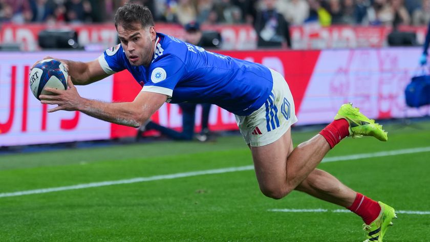 Damian Penaud of France scores a try during the Autumn Nations Series 2025 match between France and South Africa at Stade de France on November 08, 2025 in Paris, France. 