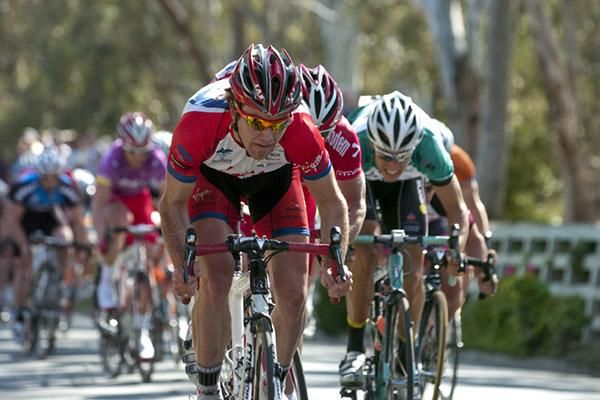 Emerging rider Cameron Peterson (Virgin Blue/RBS Morgans) drives the peloton during the short-and-sweet 25 kilometre second stage.
