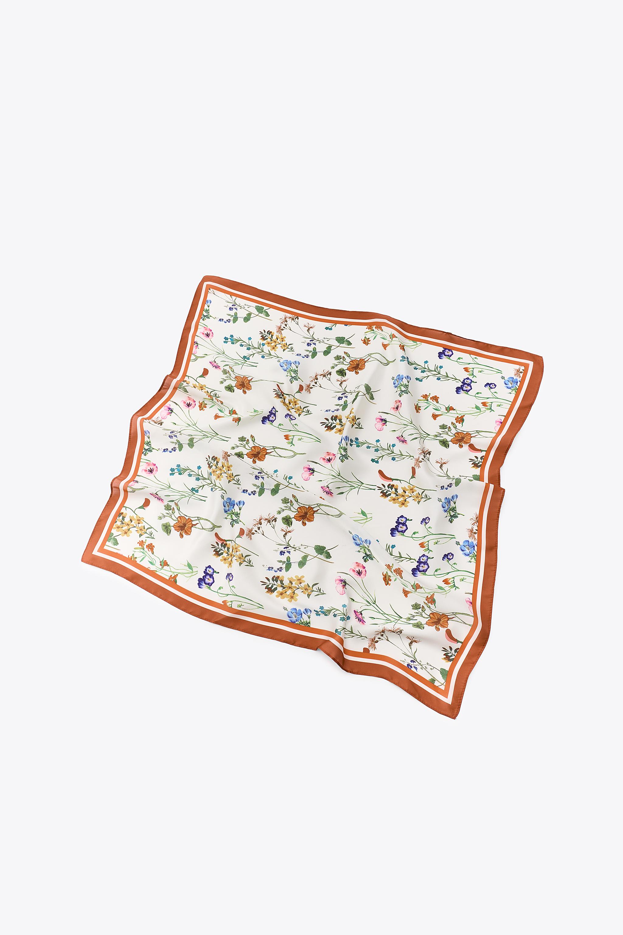 Contrast Floral Print Scarf