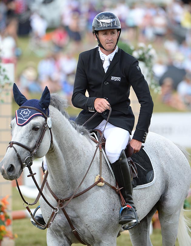 2. That Tom Carlile has French flag stirrups. Enough said.