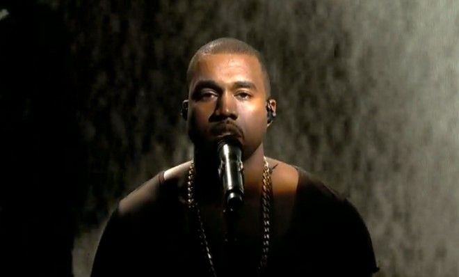 Kanye West performing his new single &amp;#039;New Slaves&amp;#039; on SNL.