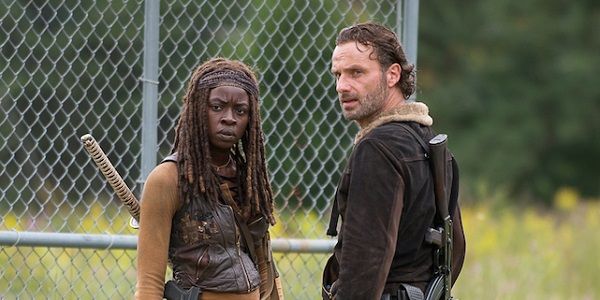 Wait, Why Is The Walking Dead Filming At The Beach? | Cinemablend