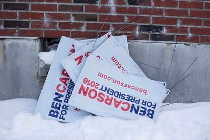 Abandoned Ben Carson signs in New Hampshire.