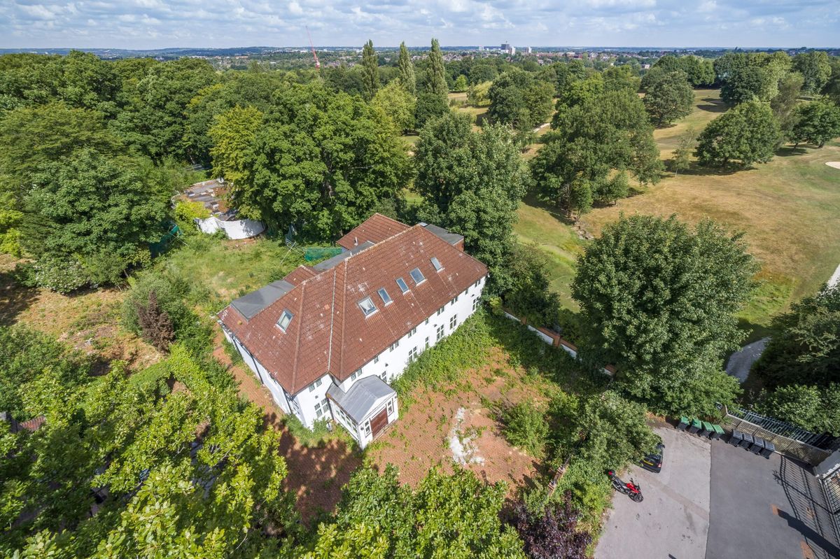 A birds eye view of the mansion