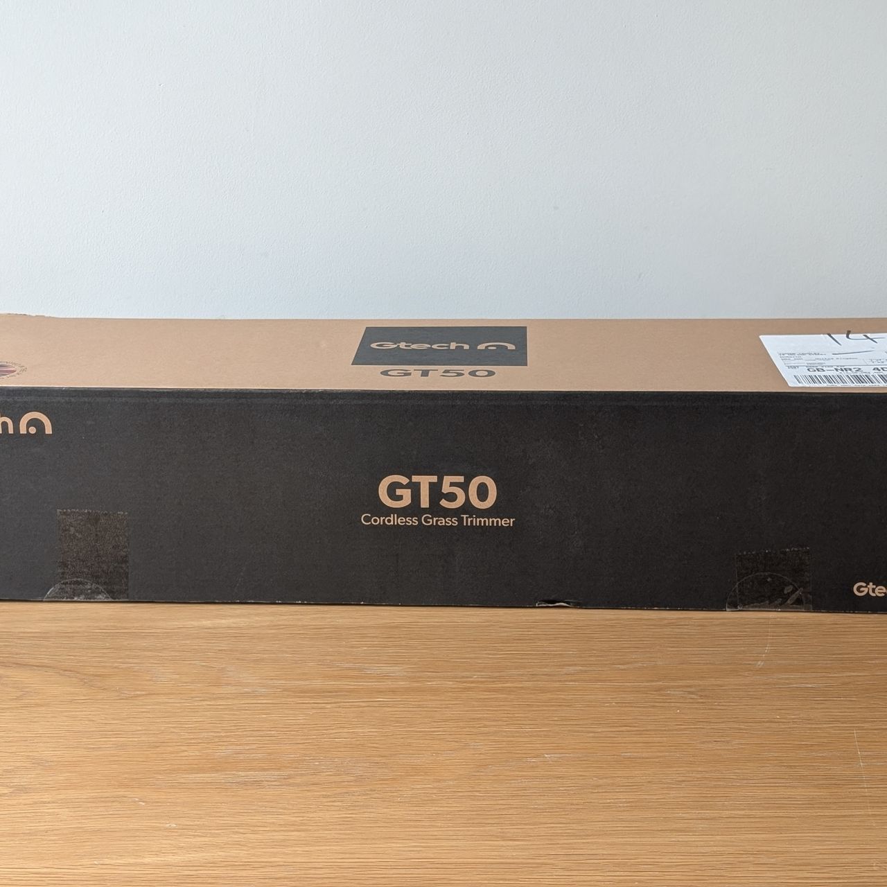 gtech gt50 grass trimmer in a box