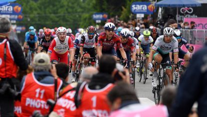 The sprinters were denied on stage three of the Giro d'Italia 2021 