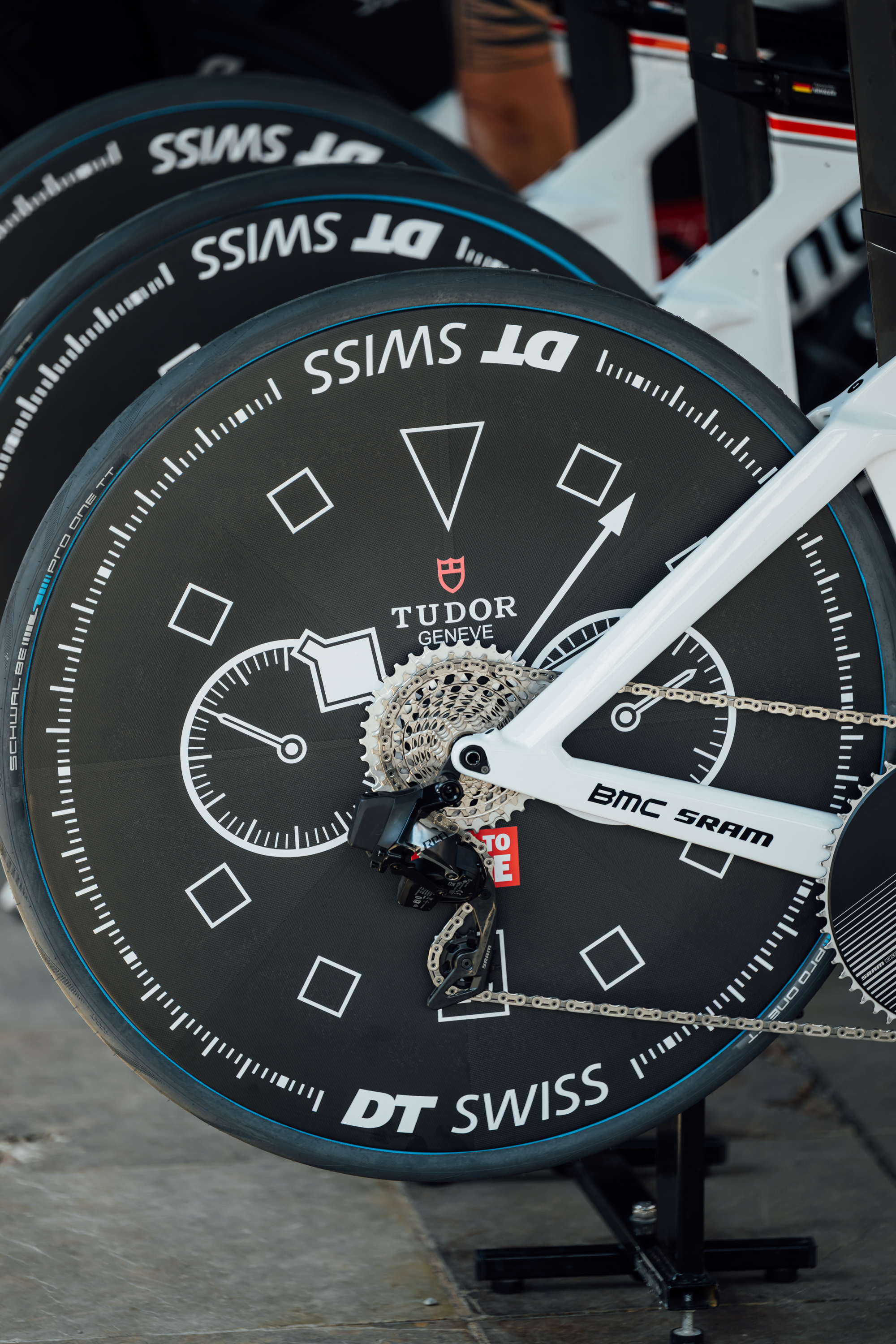 Close up of bike tech found at the Giro d'Italia 2025