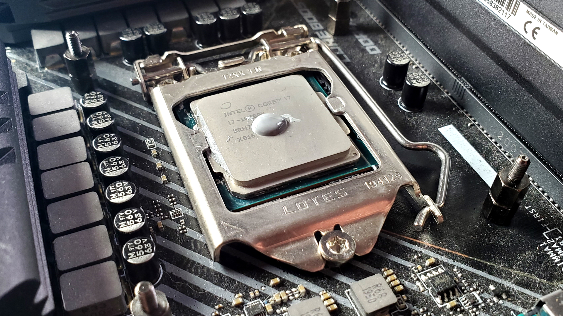 Thermal paste on a CPU